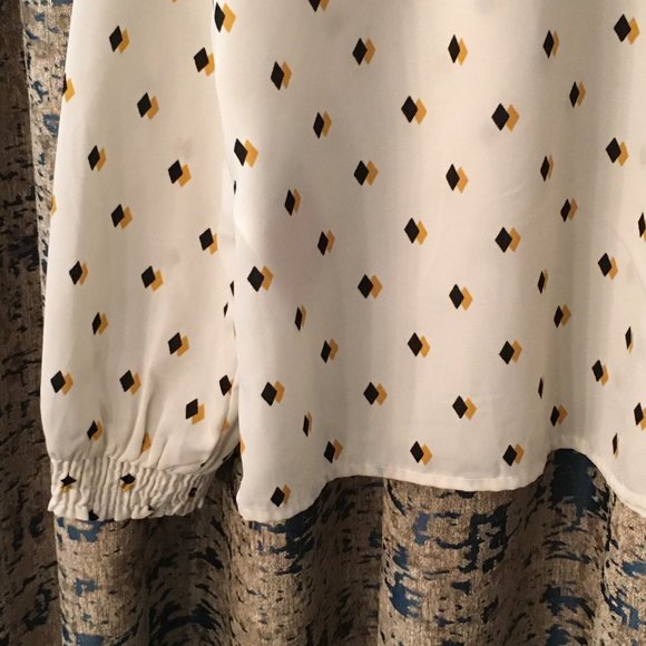 Retro 70s Mock Neck Diamond Print Secretary Blouse - Picture 7 of 16